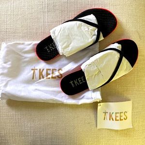 Tkees sandal lipliner viper. New. USA 5 EUR 36